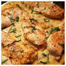 Poulet Cremeux A L Ail Poulet Cremeux Escalope De Poulet Recettes De Cuisine
