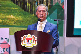 Sebarang pertanyaan lanjut boleh hubungi ke talian berikut Rm69 9 Juta Bantuan Musim Tengkujuh Tahun Ini Bantu Pekebun Kecil Penoreh Getah Pm Utusan Borneo Online