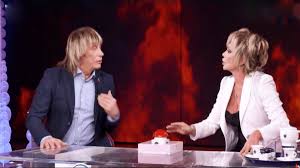 Enzo paolo in questo momento va spesso a palermo per. Carmen Russo E Enzo Paolo Turchi Denunciati Dai Loro Domestici