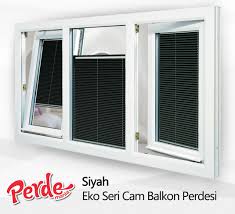 Siyah Eko Seri Plicell Markali Cam Balkon Ve Pvc Perdesi Eko Seri Olan Cam Balkon Perdeleri Duz Renkleri Icerir Ve Isigi Icer Balkon Perdeleri Balkon Perdeler