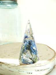 Ring Cone Ring Holder Real Flowers In Resin Pressed Botanicals Gifts Under 40 Gifts For Bridesmaids Forget Me Not Jewelry Storage In 2020 Resin Flowers Ring Holder Ring Holder Wedding