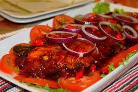 Setelah ikan matang masukkan potongan daun bawang, gula dan garam sesuai selera. Facebook