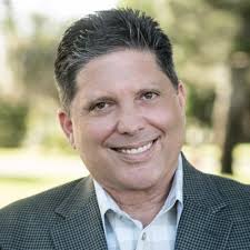 Dr. Paul Uliasz en LinkedIn: We are thrilled to welcome our newest  location, Smiles of Winter Haven!…