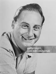 351 Sid Smith Photos & High Res Pictures