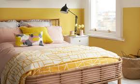 Modern grey and yellow bedroom walls. Yellow Bedroom Ideas For Sunny Mornings And Sweet Dreams
