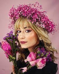 Sara Amman's Instagram, Twitter & Facebook