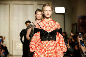 Pierre cardin's bubble dresses were a worldwide triumph. Behold The Return Of The 50s Bubble Dress At London Fashion Week
