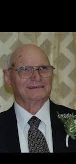 Carol Ballinger's Instagram, Twitter & Facebook