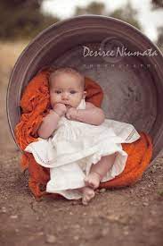18 Cute Fall Baby Pictures That You Can Take Yourself Fall Baby Pictures Baby Photoshoot Baby Photography