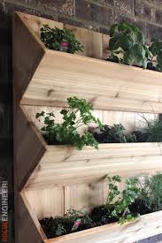 Cedar Wall Planter Free Diy Plans Rogue Engineer Diy Wall Planter Herb Garden Wall Wall Planter