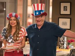 Последние твиты от modern family (@modernfam). Heute Auf Netflix Modern Family Startet In Die Vorletzte Runde Netzwelt