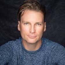 Eric Cartwright (@eric_vikingden)