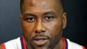 Los Angeles Clippers: Should Elton Brand's Jersey Be Retired?