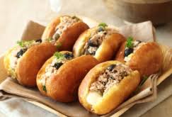 Mes Dernieres Recettes Sont Sur Le Site Gazellemagazine Crepes Baghrirs Aux Raisins Secs Et Les Meilleurs Sandwichs Du Monde A Mes Yeux Les Fricassees Tun Kulinariya Dieta