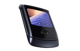 It's an improvement upon its predecessor in every way. Motorola Razr 5g Neues Klapp Smartphone Fur 1499 99 Euro