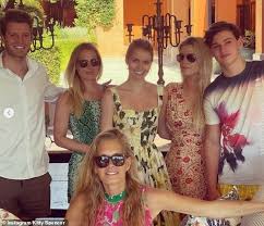 Lady kitty spencer / siblings Princess Diana S Niece Lady Kitty Spencer Shares Snap Of Mother With All Four Of Her Children Daily Mail Online