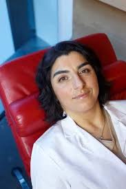 Yağlıdere ilçemiz kadınlara emanet. Hem kaymakamımız hem de İlçe Jandarma  Karakol Komutanımız bir kadın. Kaymakam Kübra Kaplan ve Karakol komutanı  Astsubay Üst Çavuş Özlem Memiş'e başarılar diliyorum. Kadınların her alanda  hak ettikleri