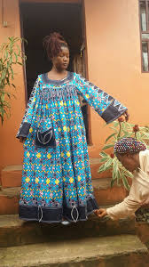 Read more robe jeune fille tendance enpagne / modele de robe en pagne pour jeune fille 2018. Pin By Solange Metuge On Fashion Designer African Clothing Styles African Attire African Print Fashion Dresses