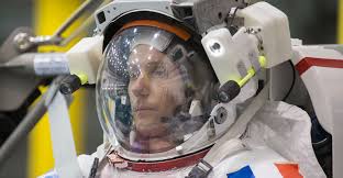 Explore tweets of thomas pesquet @thom_astro on twitter. L Interview De Thomas Pesquet Astronaute