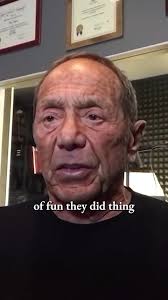 Dylan Lock with a fantastic rendition of "Put Your Head On My Shoulder"  🙌🏼 #FanFriday