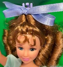 Игровая кукла