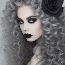 Exquisite. Business woman. War hero. Expatriate. Perfomer extraordinare.  Tribe of rainbow children. St .Louis girl turned into parisparadise.  #josephinebaker #businesswoman #comeback #children # glamour  #tonybennetandfaithhillsing #thewayyoulooktonight ...