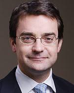 JPMorgan flies to top of 130/30 asset mountain