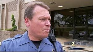 Police seek suspect who uses child as distraction while she...