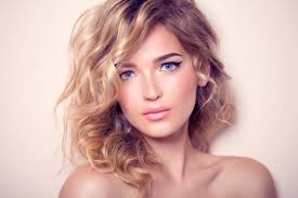 The number of clips you use will depend on how thick your hair is. Why We Re Definitely Here For The Crimped Hair Comeback Fantastic Sams