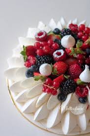 Pavlova Aux Fruits Rouges Pavlova Gateau Fruits Rouges Recette Gateau Fruit