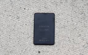 It is regarded as one of the most unique tracking devices in the modern wallet niche. Ekster Solar Powered Tracker Review Guide Durability Matters