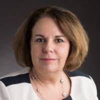 Lesley Townsend's Instagram, Twitter & Facebook