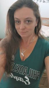 GO BIRDS!!! From sunny, 55° Florida! LEVA צמקל EOAJIHE JIH