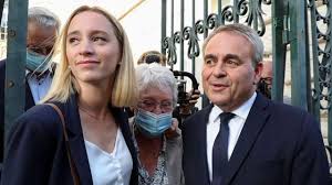 Xavier bertrand a dénoncé la lenteur de la campagne de vaccination. 2gvhwzzhcr2cym