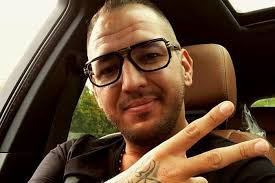 Curtis nagy dologra készül: itt fog fellépni