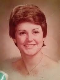 Lauri Lynn's Instagram, Twitter & Facebook