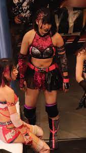Rina (wrestler) - Wikipedia
