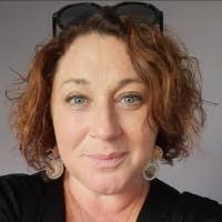 200+ "Le Doare" profiles