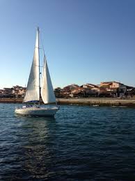 Le Voilier Qui Rentre En Fin De Journee Au Port De Capbreton Landes Capbreton Voilier Sail Sea France Travel Travel Dreams Favorite Places