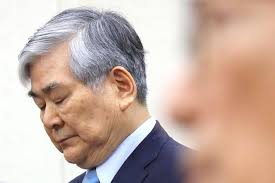 Korean Air CEO Ousted From Board in Wake of 'Nut Rage,' Other Family  Scandals