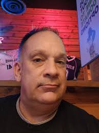 The first Texas Roadhouse opened in 1993. Do you remember how a song play  🎶 and all the workers would break out into a line dance!? Those were the  days!