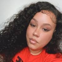 Tatiana Moses's Instagram, Twitter & Facebook