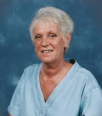 Leslie Torrance's Instagram, Twitter & Facebook