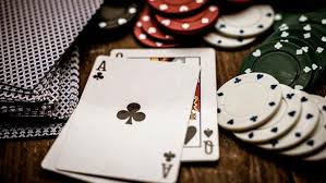 Trébol, corazones, picas, y diamantes, ninguno de los cuales tiene más valor que el otro. Cifras Historia Y Datos Del Poker El Juego De Cartas Mas Popular Del Mundo Manacormanacor Revista De Informacion Local Y Comarcal