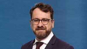 Norbert Hanke's Instagram, Twitter & Facebook