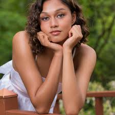 TOP 10 BEST Senior Portraits in Bucks County, PA