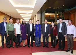 Tin tức nguyễn thị kim ngân trên tinmoi, đọc các tin tức mới nhất 24h hàng ngày của tất cả các chuyên đề tiêu điểm hàng ngày. Ba Nguyá»…n Thá»‹ Kim Ngan Chinh Thá»©c Rá»i Gháº¿ Chá»§ Tá»‹ch Quá»'c Há»™i Vietnamnet