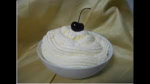 Montage De La Creme Chantilly فكرة تحضير الكريم شانتيي للمبتدئيين Youtube