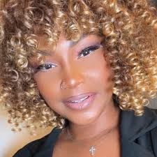 Today's my birthday hope I get some love here 💕💕💕