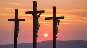 Conocemos el pasaje de la primera carta a los corintios, donde pablo, el primero los anuncios y los hechos tuvieron su confirmación sobre todo en los encuentros de cristo resucitado, que los evangelios y pablo relatan. Fydqbgu477ia5m